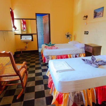 Hostal Lazybones León Eksteriør billede